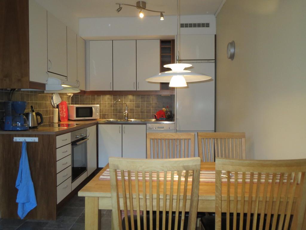 Areguiderna - Bubblans Laegenheter Are Torg Apartment Room photo